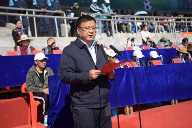 切尔西与曼城：亿级转会的历史新篇章